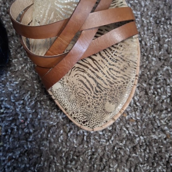 Rebels Elegant Tan Strappy Wedge Sandals - Picture 10 of 10